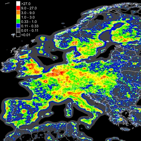 mapa sztucznej jasności nieba - Europa