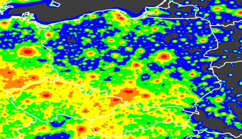 mapa sztucznej jasnoci nieba - Polska